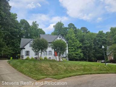 Main picture of 1001 Clark Ridge Ct