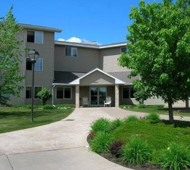 Main picture of Hanley Place Apartments