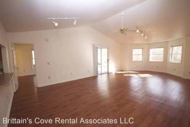 Main picture of 352 Dula Springs Rd