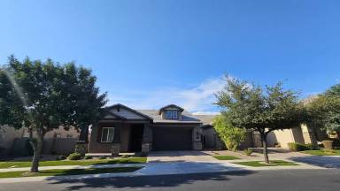 Main picture of 10726 E Nido Ave