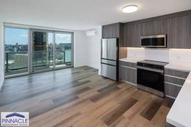 Main picture of 1515 Liona St