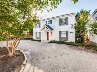 Main picture of 5416 Winton St