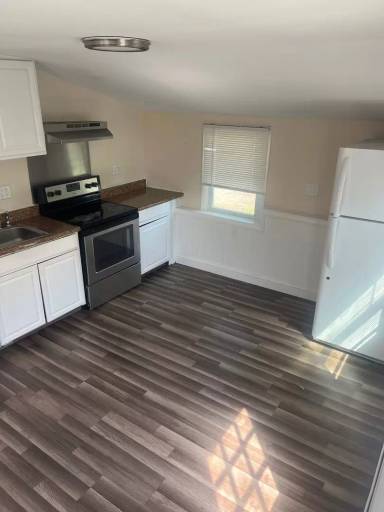 Main picture of 27 E Pierson Ave
