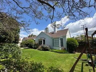 Main picture of 2435 31st St
