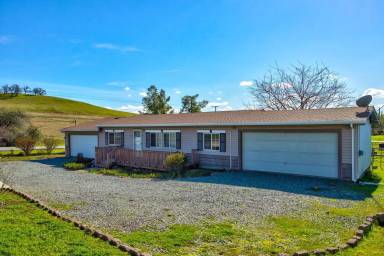 Main picture of 4330B Feather Ct