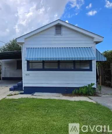 Main picture of 428 Papworth Ave
