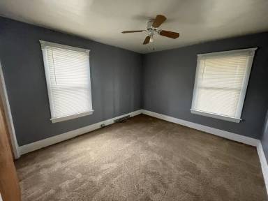 Main picture of 16609 Kipling Ave