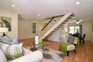 Main picture of 2363 Shoreside Ct