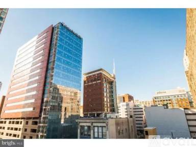 Main picture of 735 Walnut St