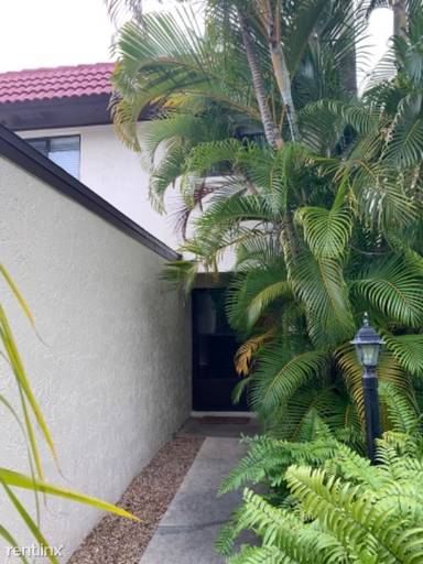 Main picture of 8761 Ilex Ct