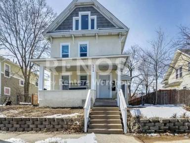Main picture of 2540 12th Ave S
