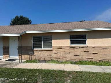 Main picture of 125 Lucas Rd
