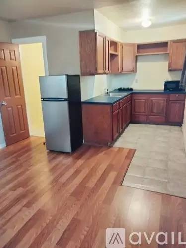 Main picture of 2747 W Gerald Ave