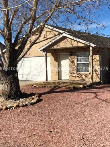 Main picture of 655 S Inca Dr