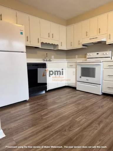 Main picture of 413 W 11th St