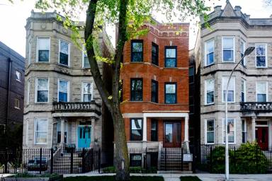 Main picture of 1648 N Rockwell St