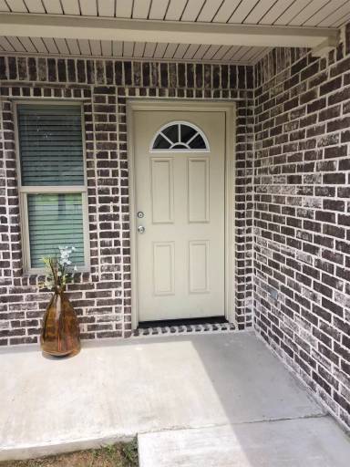 Main picture of 1103 S 12th St