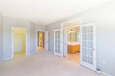 Main picture of 118 Shoal Dr W
