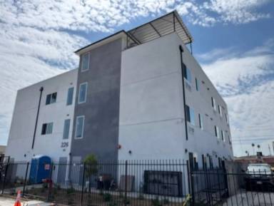 Main picture of 226 W 87th St