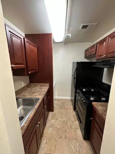 Main picture of 1810 N Calvert St