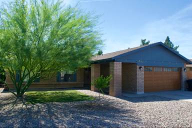 Main picture of 839 W Posada Ave