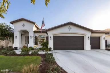 Main picture of 11715 Caramella Cir