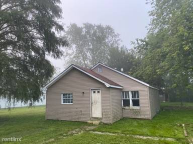 Main picture of 219 E McKinley St