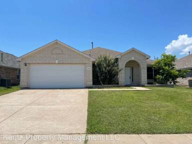 Main picture of 2459 Frontier Dr