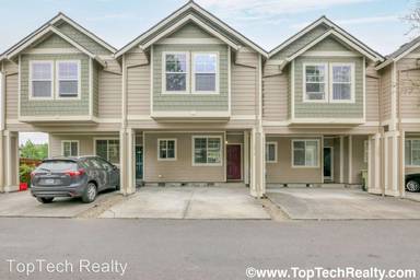 Main picture of 1079 NE Perl Way
