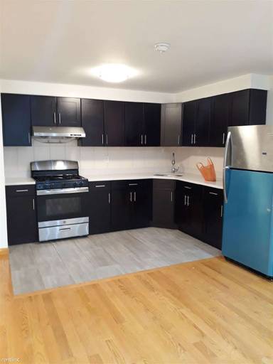 Main picture of 2130 82nd St