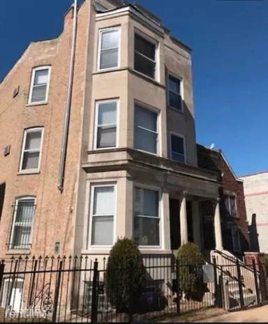 Main picture of 3358 S Giles Ave