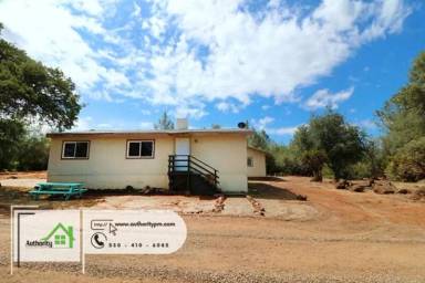 Main picture of 7700 Fisher Ln