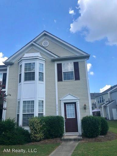 Main picture of 2726 Thornbush Ct