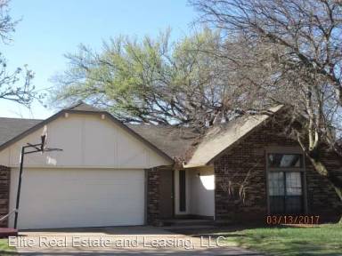 Main picture of 2100 Sagewood Dr