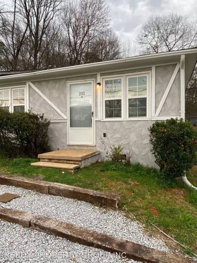 Main picture of 240 Broadview Dr