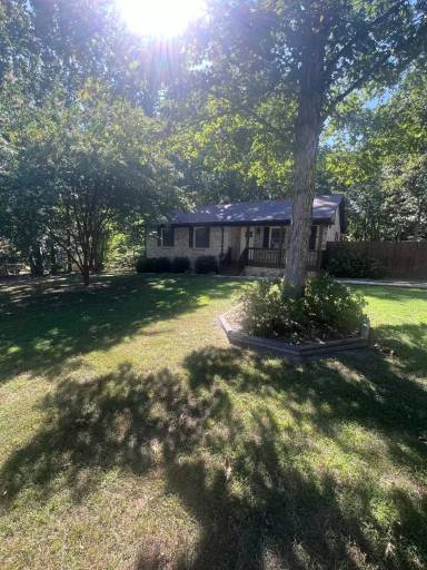 Main picture of 18 Armistead Ln