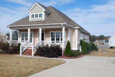 Main picture of 200 Stillwater Creek Dr