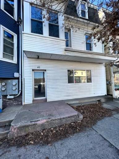 Main picture of 46 S Tulpehocken St