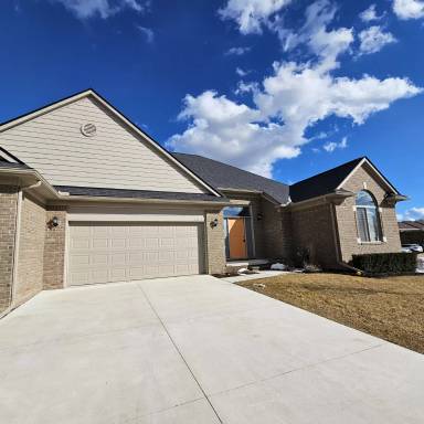 Main picture of 42410 Stanford Way