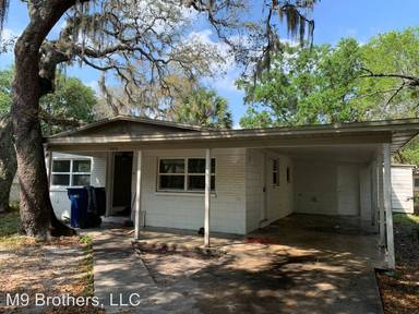Main picture of 8206 N 18th St