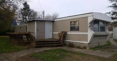 Main picture of 345 Main St W