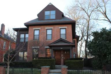 Main picture of 1051 Hunter Ave