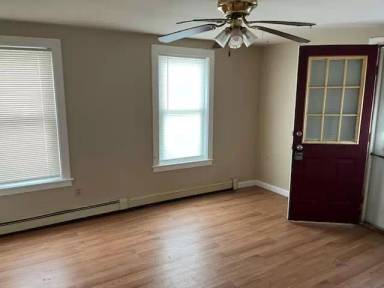 Main picture of 9 Bell St