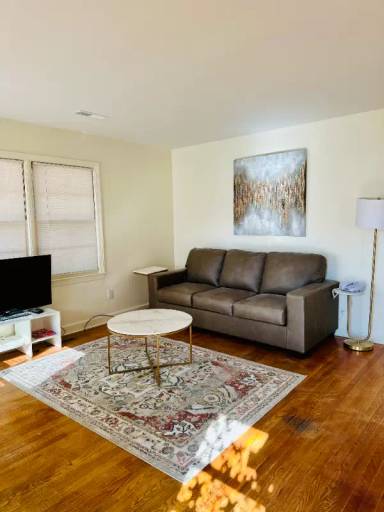 Main picture of 112 Quincy St