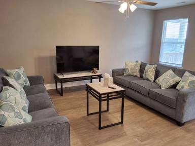 Main picture of 837 Belleaire Ave