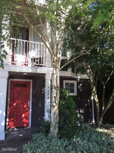 Main picture of 11718 Greenwood Ave N