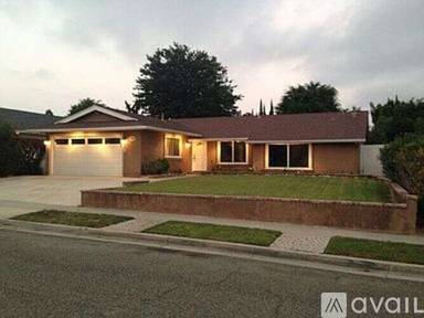 Main picture of 2540 Marilyn St