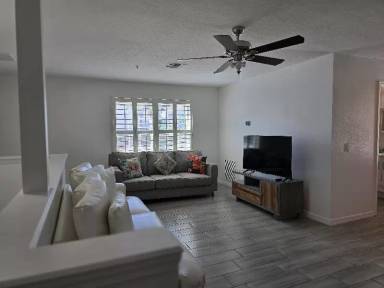 Main picture of 2687 Stanfield Ave
