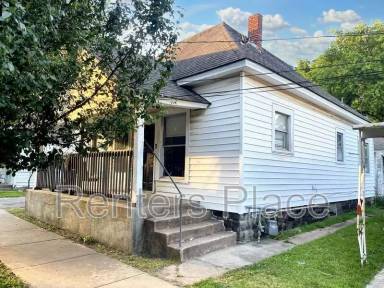 Main picture of 1336 E 8th St