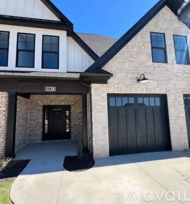 Main picture of 1138 N Westyn Loop